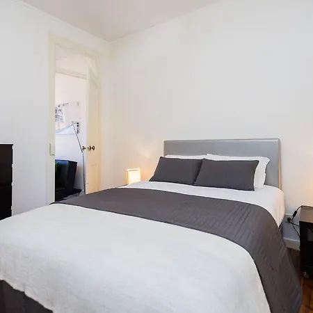 Great View In Central Apartment